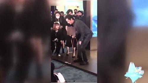 张艺兴身高爆料视频最新,最新爆料视频揭示真实身高  第3张